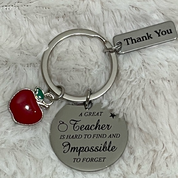 🍎 Teacher Appreciation Keychains, 2 set. NEW - Picture 5 of 7